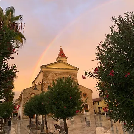 La Casetta Di Dante Marina Di Carrara